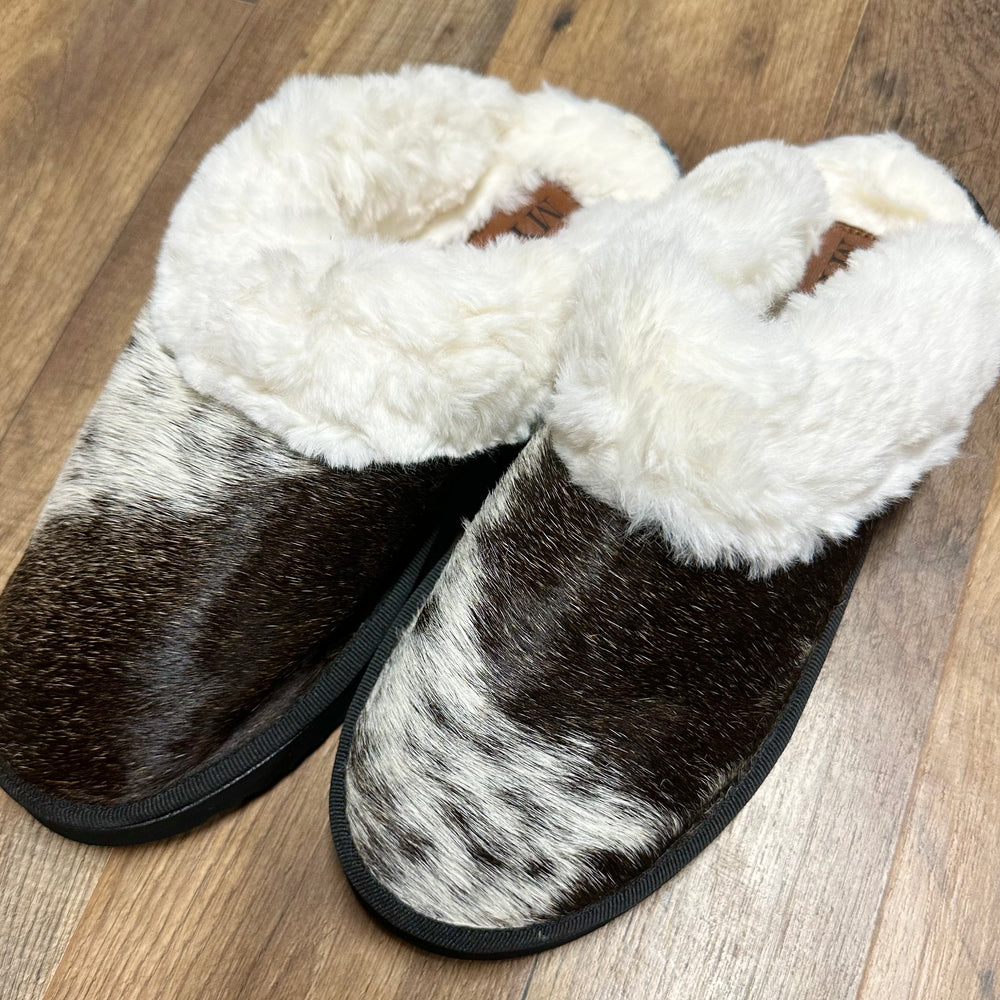 
                      
                        Alamosa Black & White Hair On Hide Slippers
                      
                    