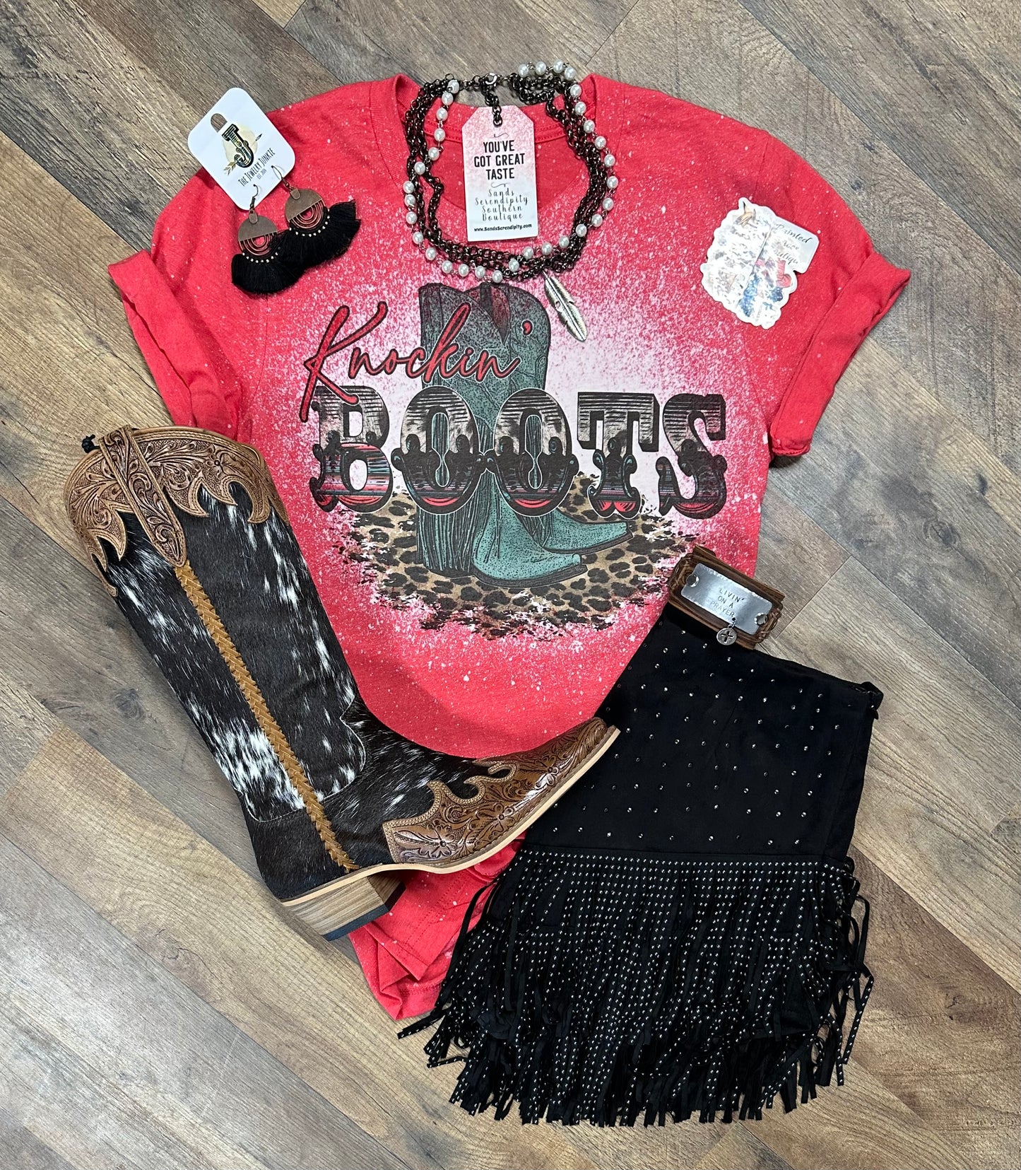 Knockin’ Boots Tee 🤠