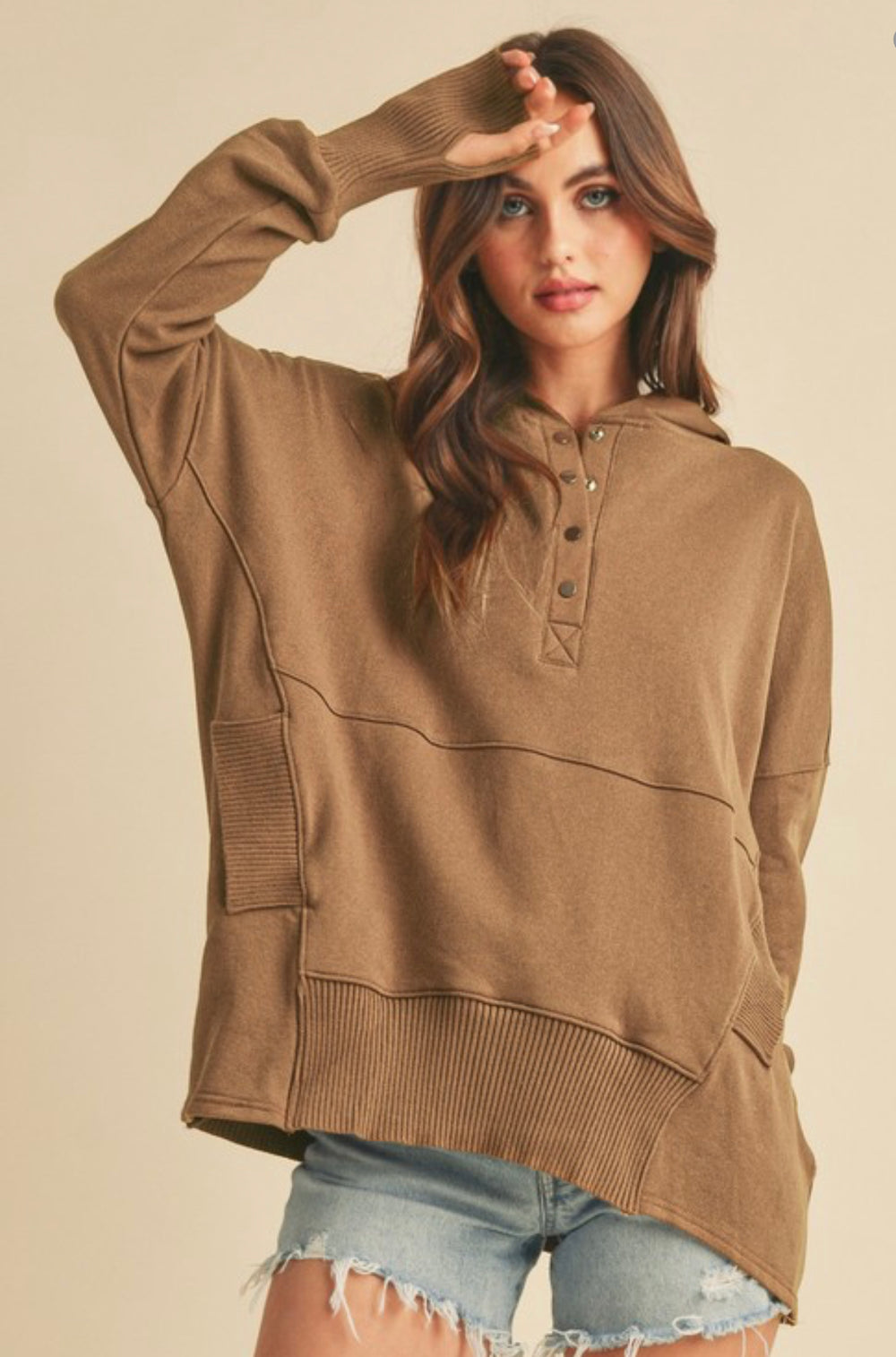 Oversized Vivi Camel Pullover