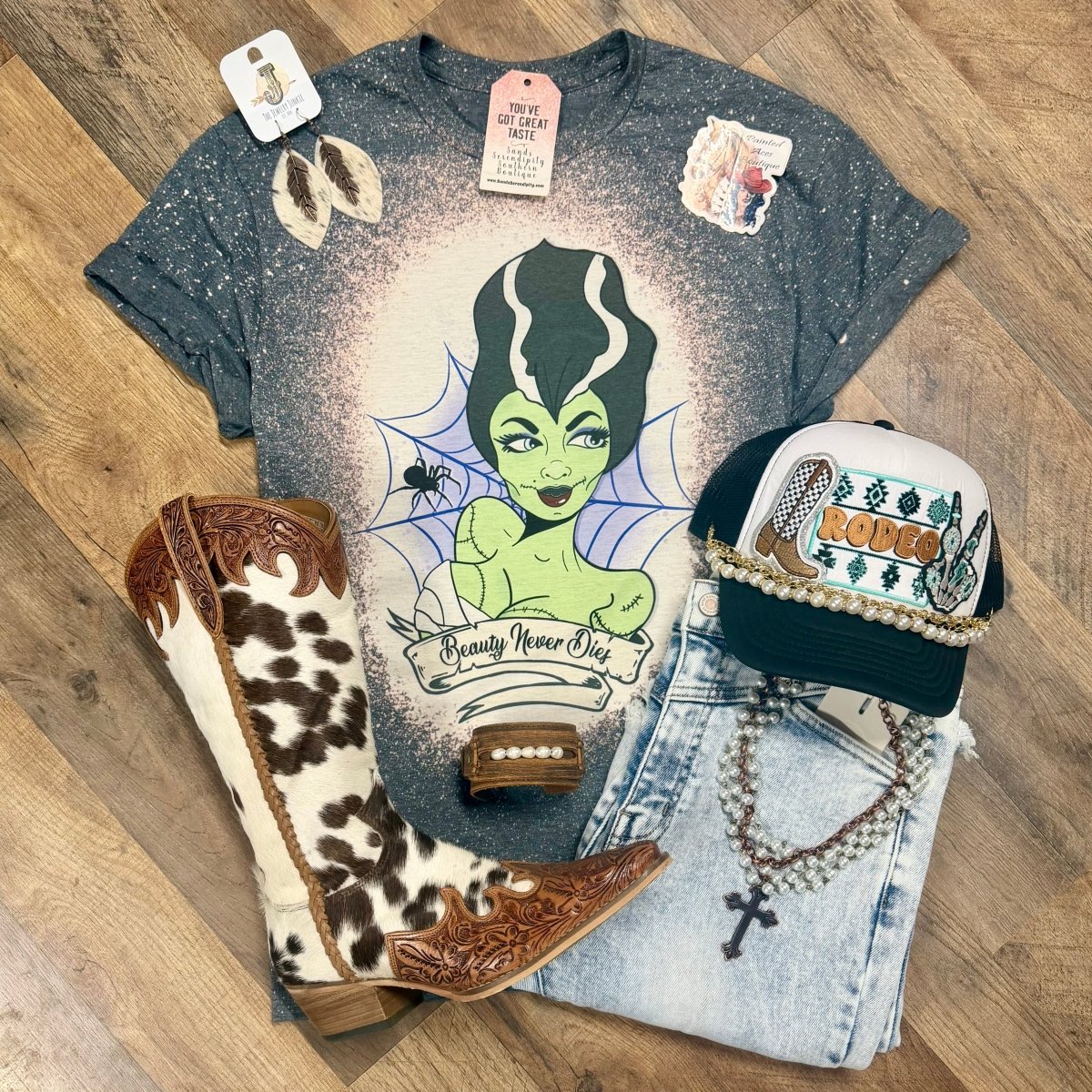 Beauty Never Dies | Fall Vibes Graphic T-Shirt - Painted Aces Boutique