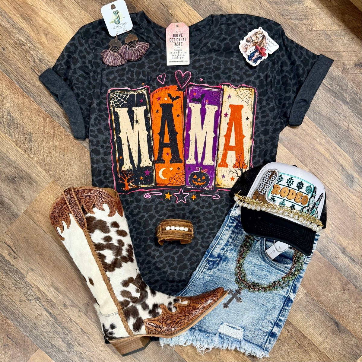 Halloween Mama | Fall Vibes Graphic T-Shirt - Painted Aces Boutique