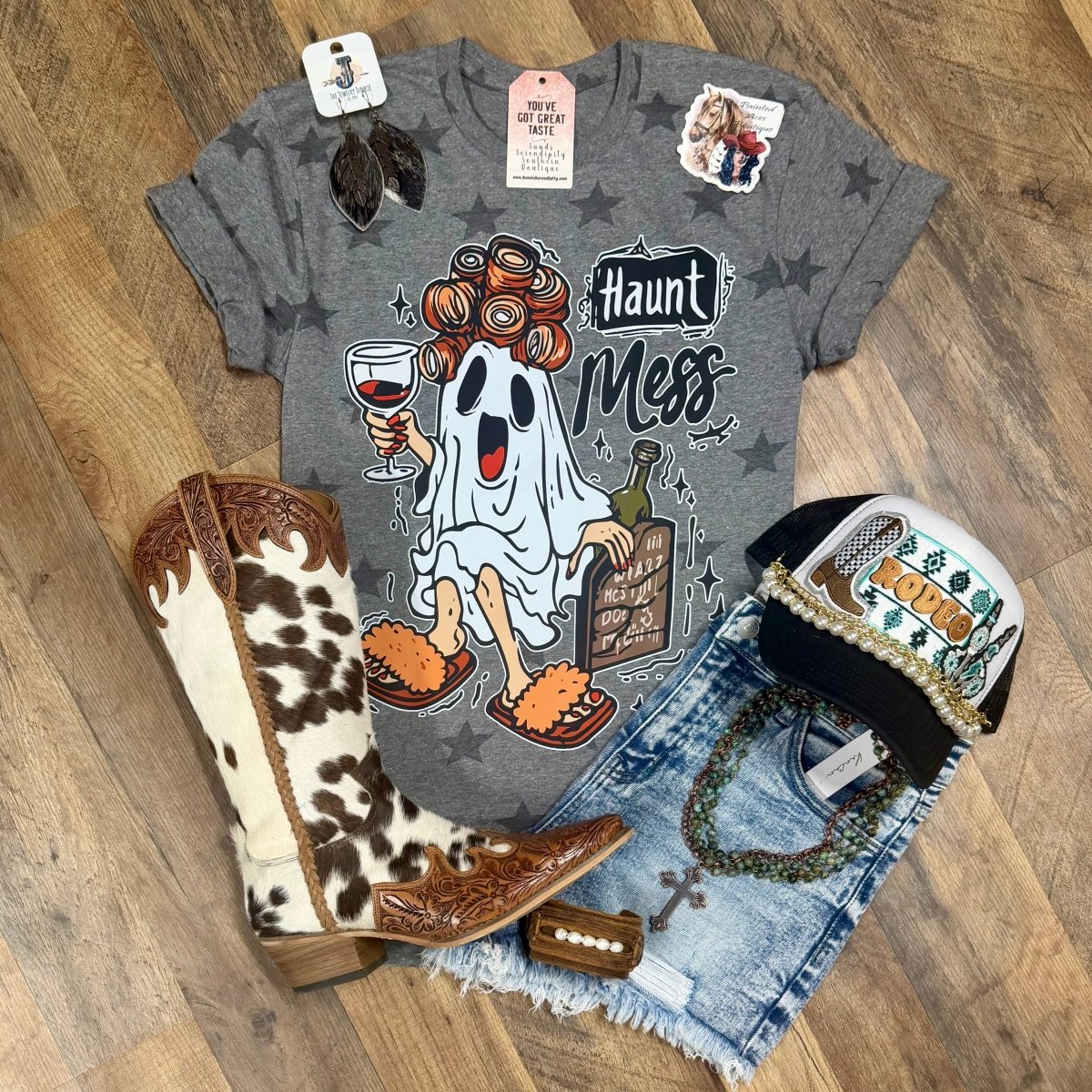 Haunt Mess | Fall Vibes Graphic T-Shirt - Painted Aces Boutique
