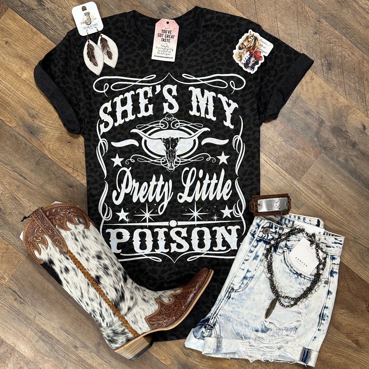 Leopard She Leopard She’s My Pretty Little Poison | Country Concert Graphic T-Shir ...